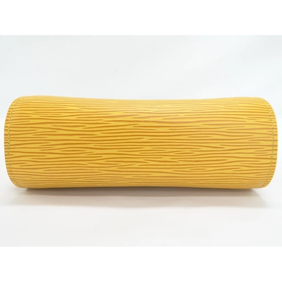 Like 🆕 Louis Vuitton Pouch Dauphine PM Epi Leather in Yellow - Preloved - Picture 11 of 16